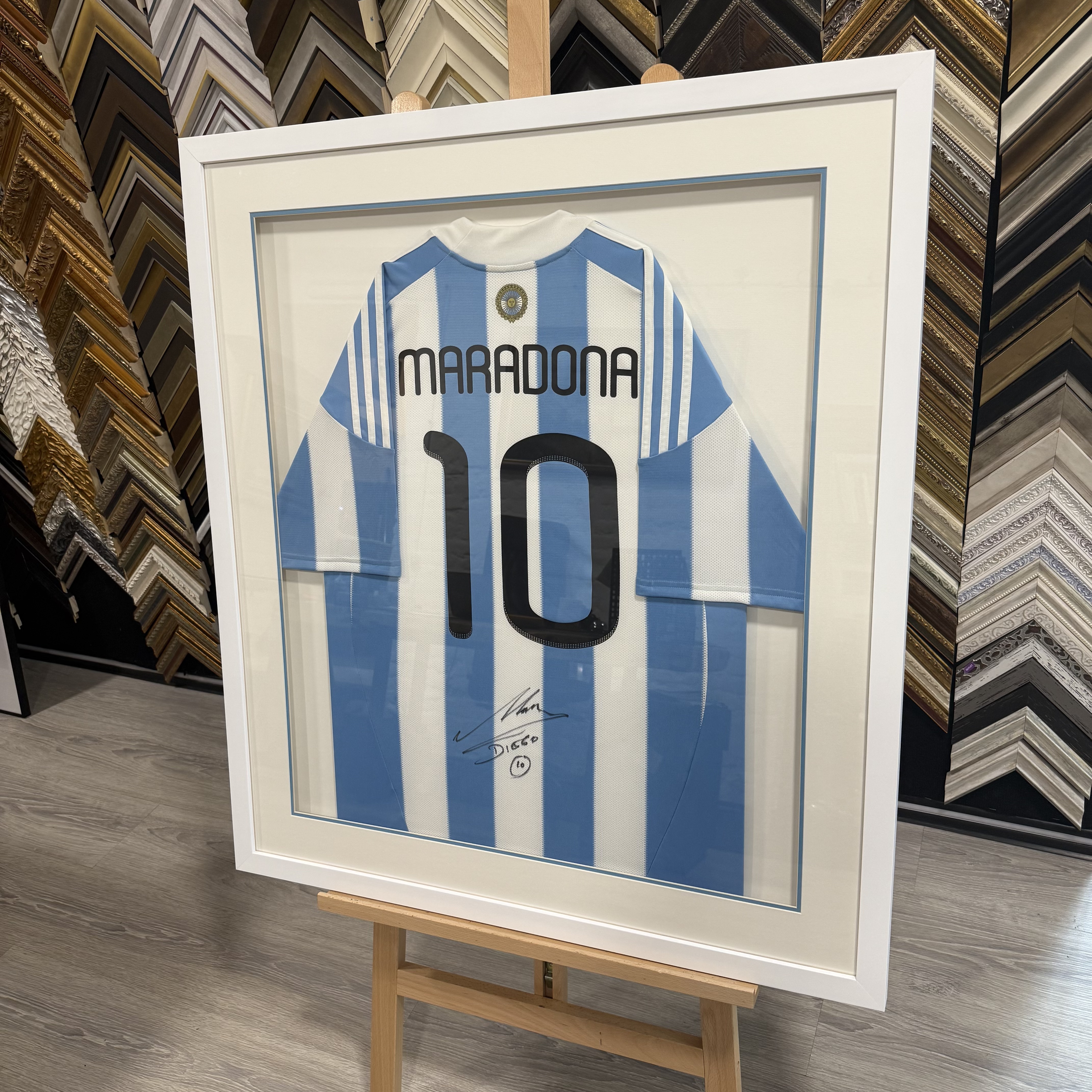 Оформить футболку в раму Москве 10 Diego Maradona