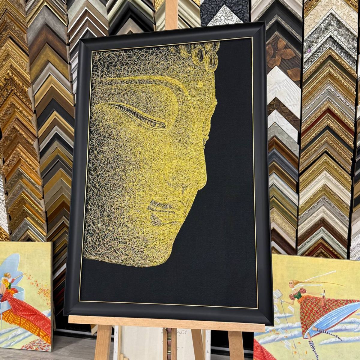 Оформление гобеленов в багет: простота и гармония