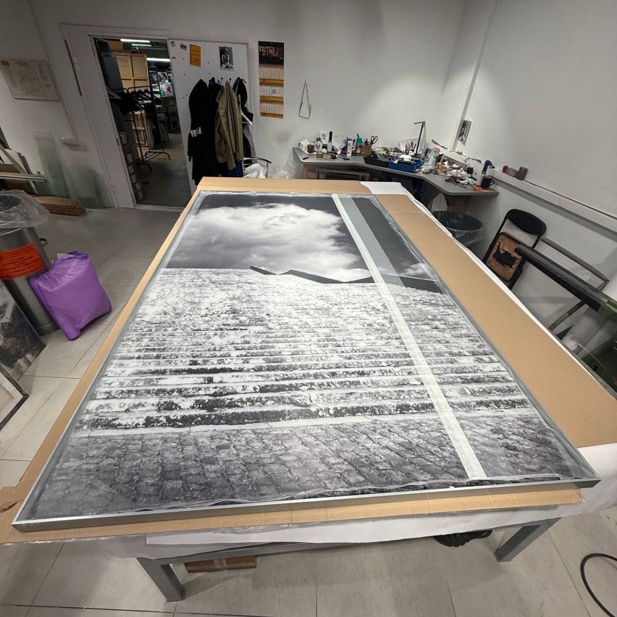 Оформление широкоформатных фотографий в багет: опыт работы с крупными проектами